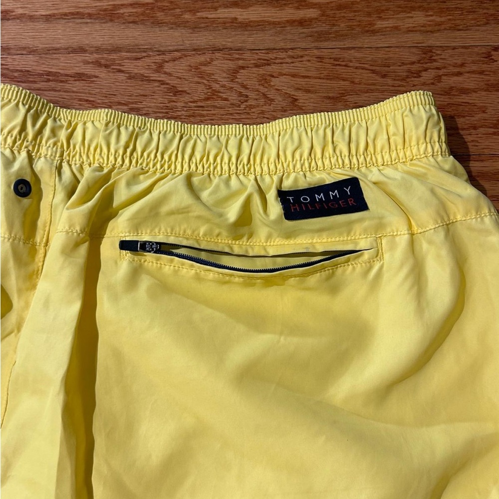 Tommy Hilfiger Men's Yellow Swim Shorts - Picture 7 of 7